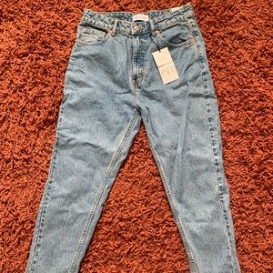 Zara Classic Mom Fit Jeans - US 8/EUR 40